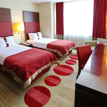 Hotel Crowne Plaza Sofia By Ihg Exterior foto
