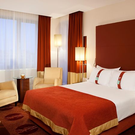 Hotel Crowne Plaza Sofia By Ihg Exterior foto