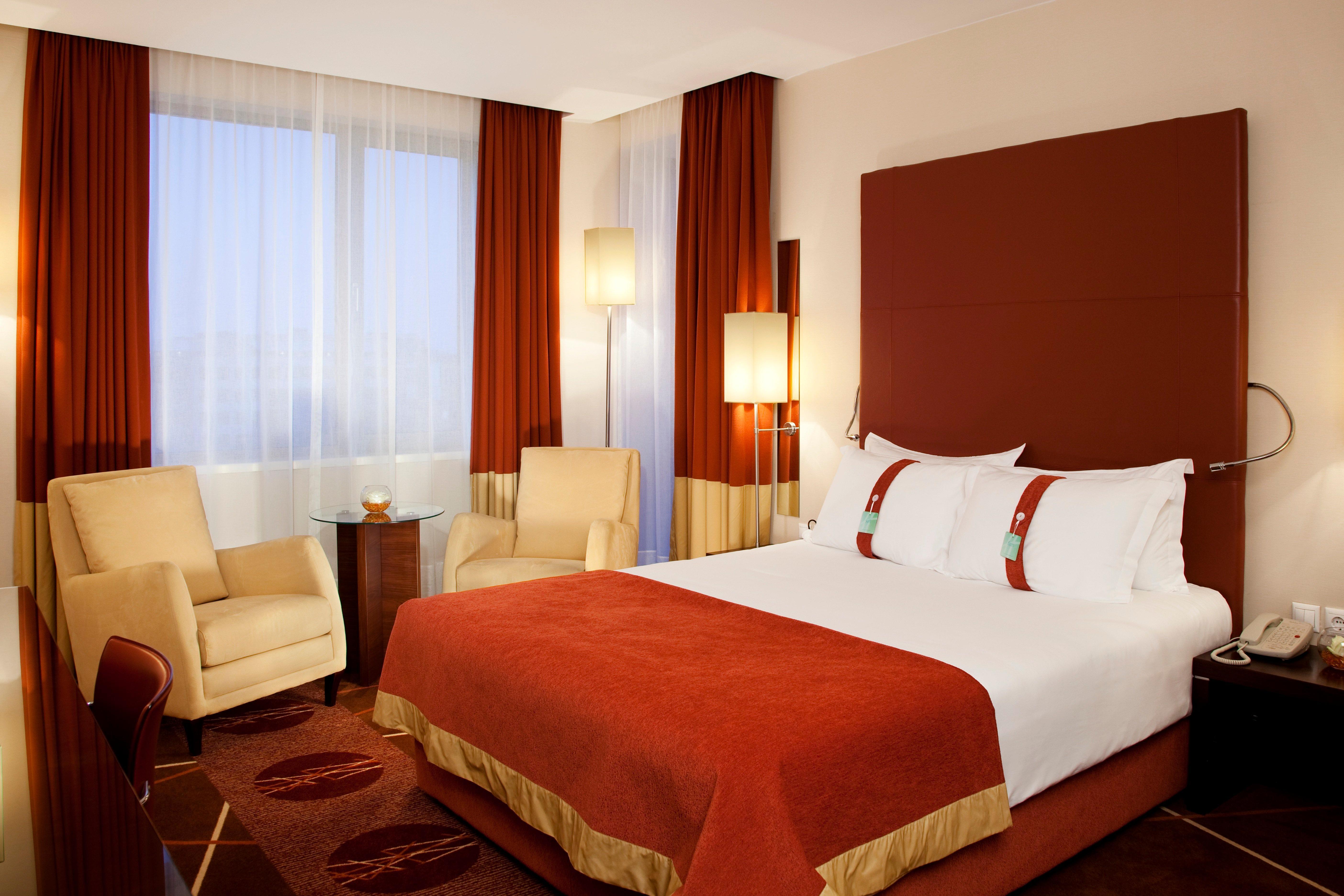 Hotel Crowne Plaza Sofia By Ihg Exterior foto