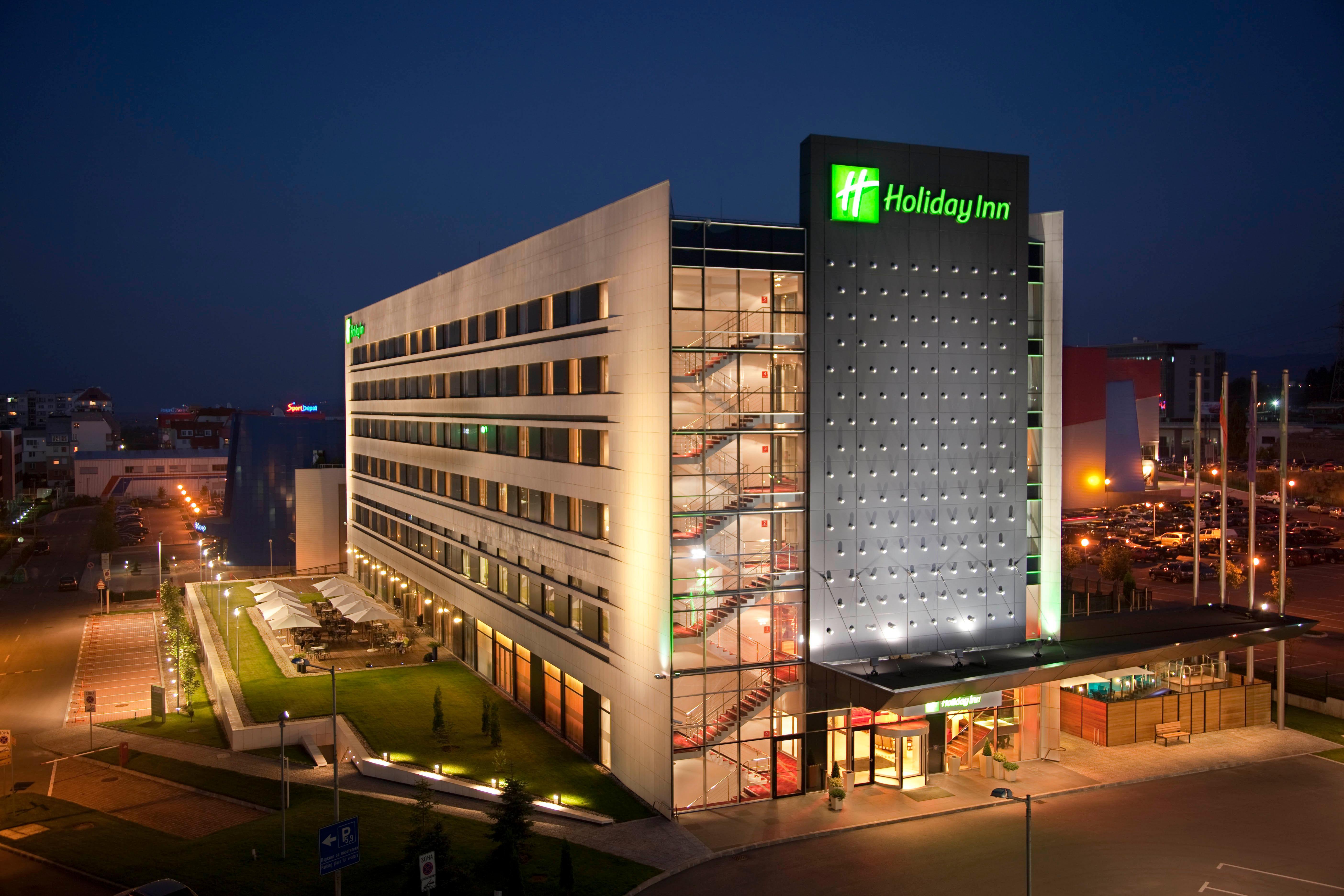 Hotel Crowne Plaza Sofia By Ihg Exterior foto