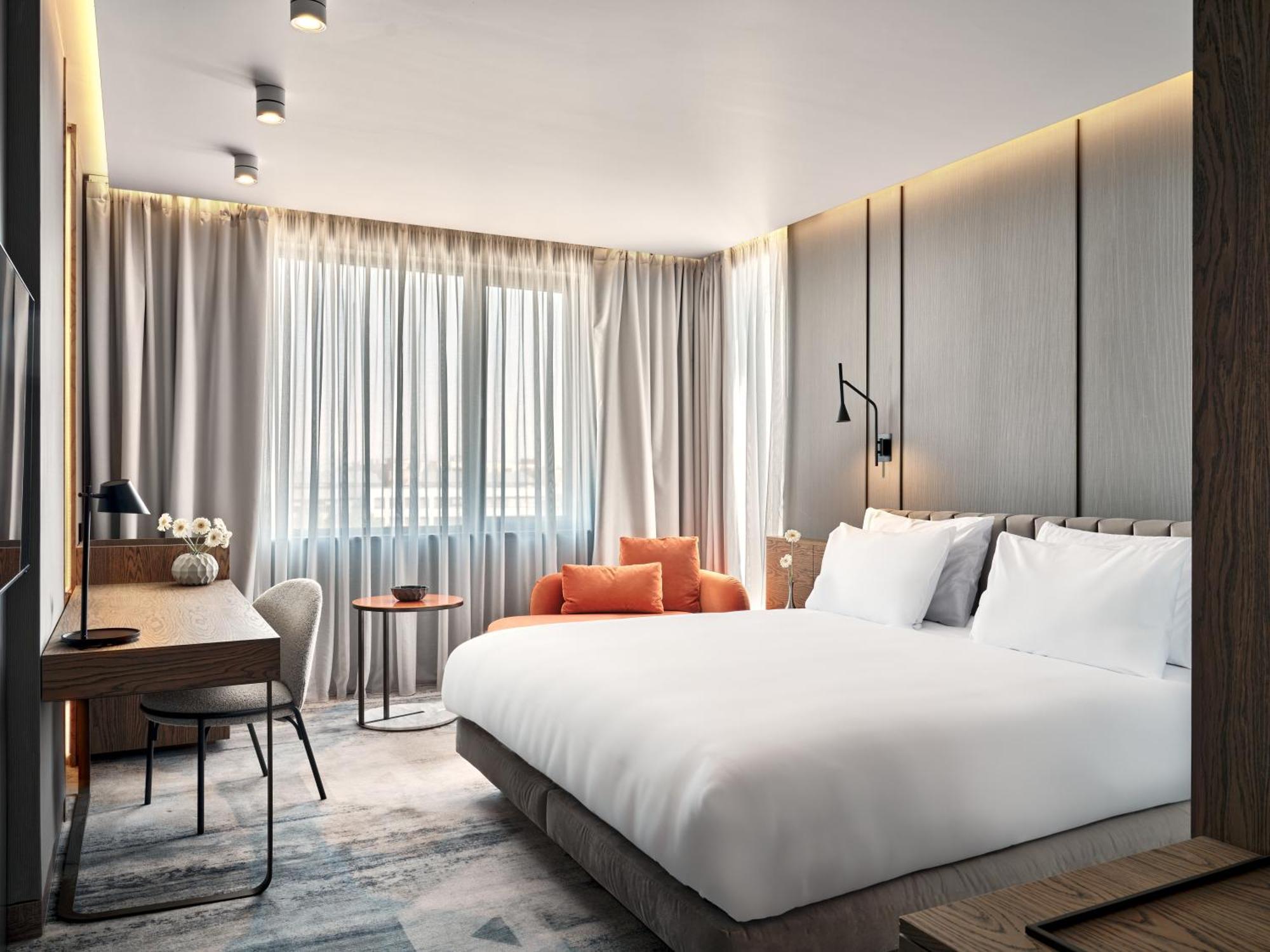 Hotel Crowne Plaza Sofia By Ihg Exterior foto