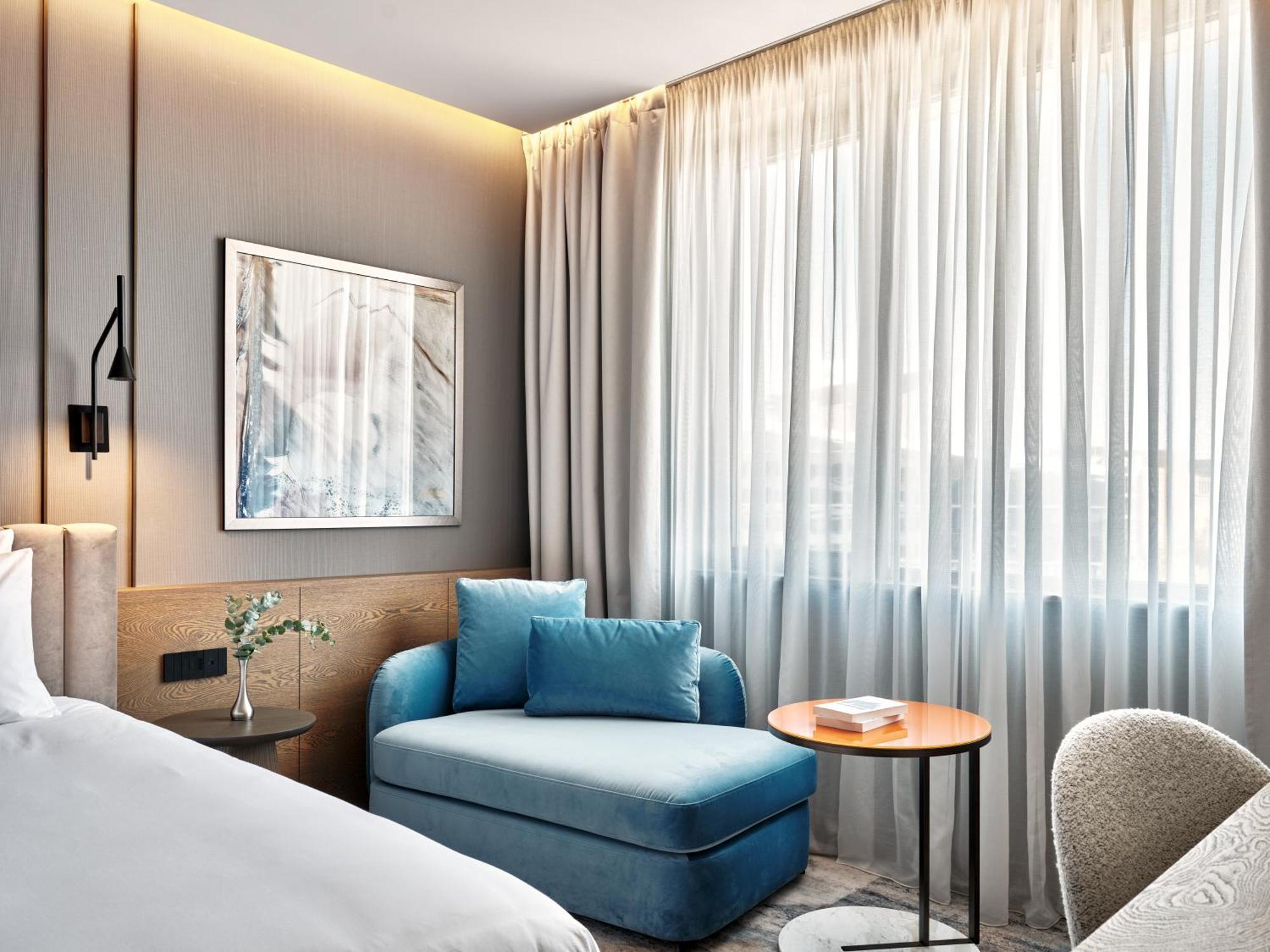 Hotel Crowne Plaza Sofia By Ihg Exterior foto
