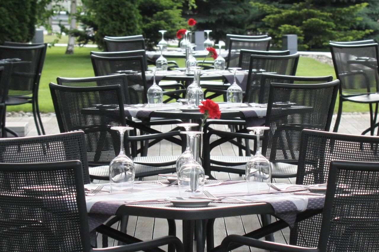 Hotel Crowne Plaza Sofia By Ihg Exterior foto